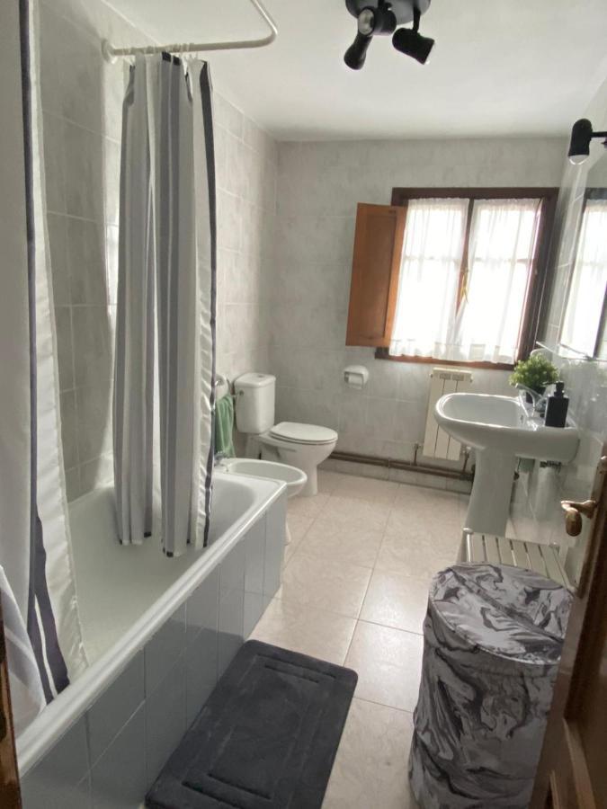 Apartamentos San Juan 2 Lledias Eksteriør billede